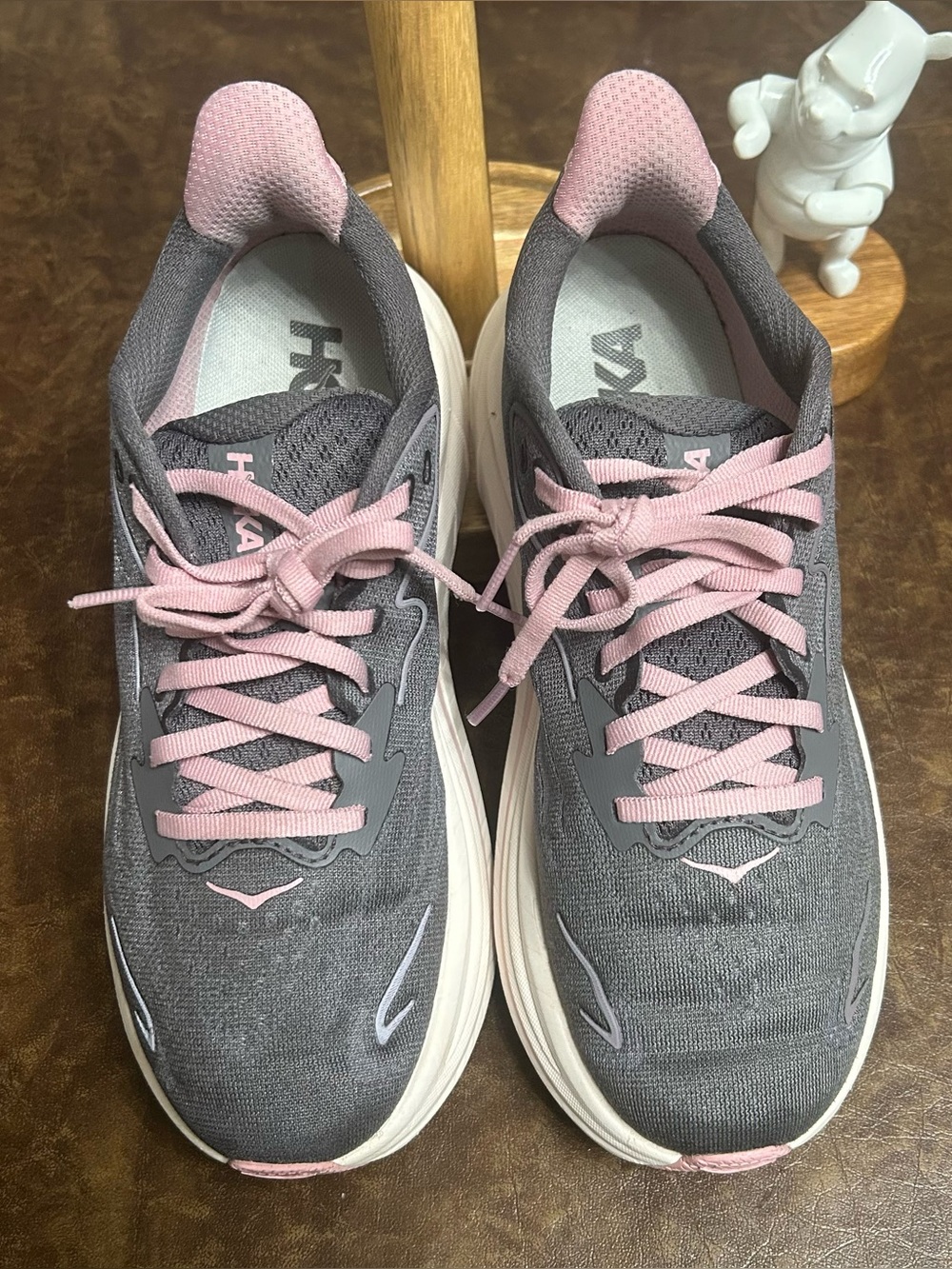 Hoka Clifton 10 grey and pink size 7.5 B